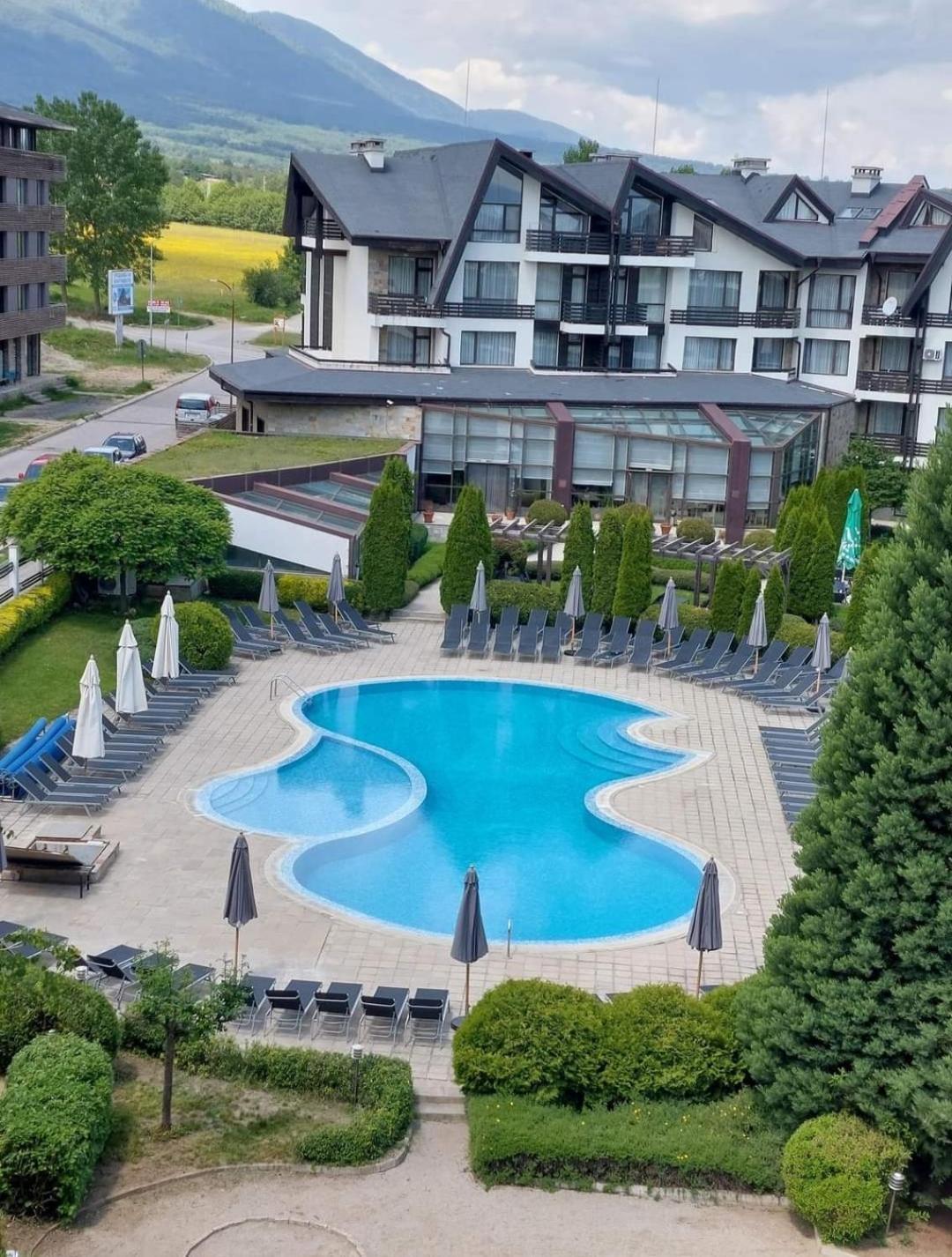 F307 Aspen Golf Apartment *